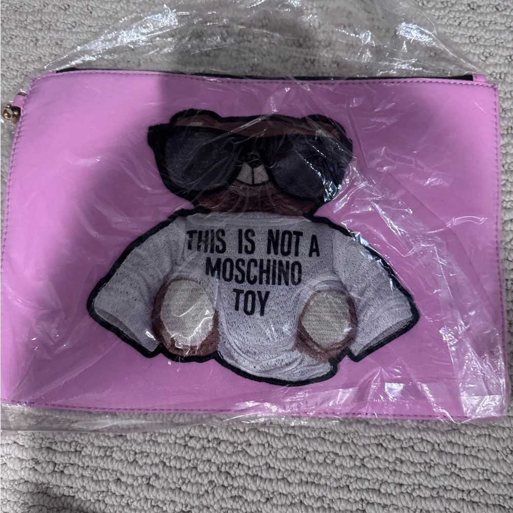 New with tags and plastic covering Moschino zipper Pink Bear Pouch